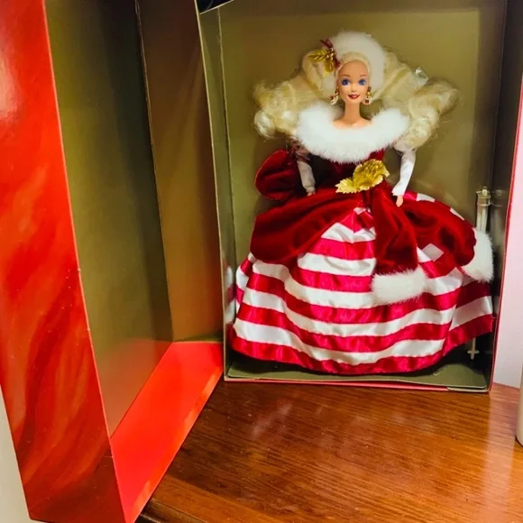 Barbie “1994” Peppermint Princess - Picture 5 of 11